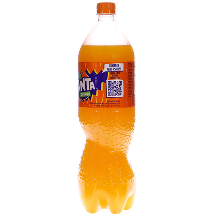 Fanta Napój gazowany o smaku pomarańczowym 1,5 l (2)