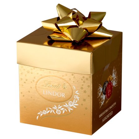 Lindt Lindor Pralinki z czekolady mlecznej białej i gorzkiej z nadzieniem 75 g (2)