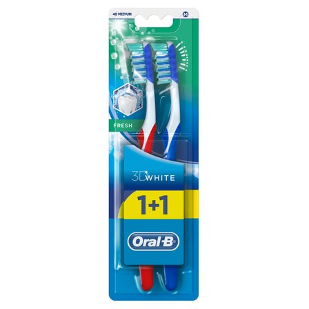 Oral-B Advantage 3DWhite Szczoteczka manualna do zębów, średnia, rozmiar 40 (1)