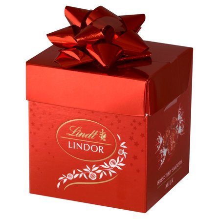 Lindt Lindor Pralinki z czekolady mlecznej z nadzieniem 75 g (2)