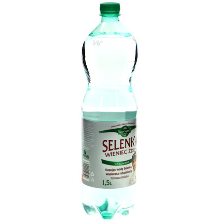 SELENKA WODA MINERALNA GAZOWANA 1,5L (11)