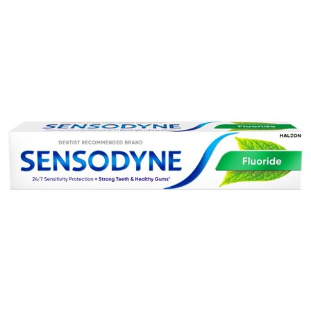 Sensodyne Fluoride Pasta do zębów z fluorkiem 75 ml (1)