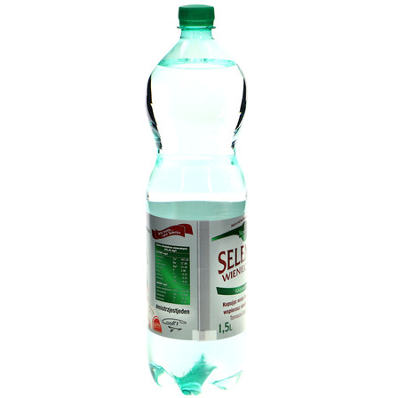 SELENKA WODA MINERALNA GAZOWANA 1,5L (4)