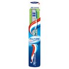 Aquafresh All in One Protection Medium Szczoteczka (1)