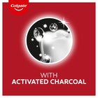 Colgate Max White Charcoal Wybielająca pasta do zębów z aktywnym węglem 20ml (3)