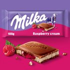 Milka Czekolada mleczna z nadzieniem o smaku malinowym 100 g (5)