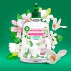 Air Wick Active Fresh Automatyczny odświeżacz powietrza wkład białe kwiaty 228 ml (3)