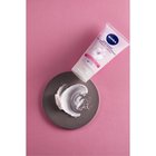 Nivea Łagodnie oczyszczający żel-krem do mycia twarzy cera sucha i wrażliwa 150 ml (2)