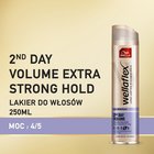 Wella Wellaflex 2nd Day Volume Spray do włosów 250 ml (2)
