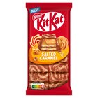 KitKat Salted Caramel Paluszki waflowe w mlecznej czekoladzie 99 g (3 sztuki) (1)