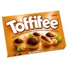 Toffifee Orzech laskowy w karmelu kremie orzechowym i czekoladzie 125 g (15 sztuk) (1)